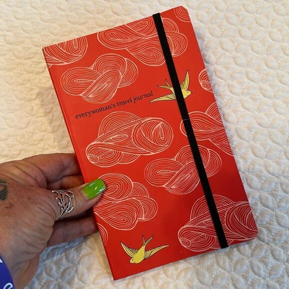 Every Woman’s Travel Guide Journal Planner Notebook - Picture 1 of 14